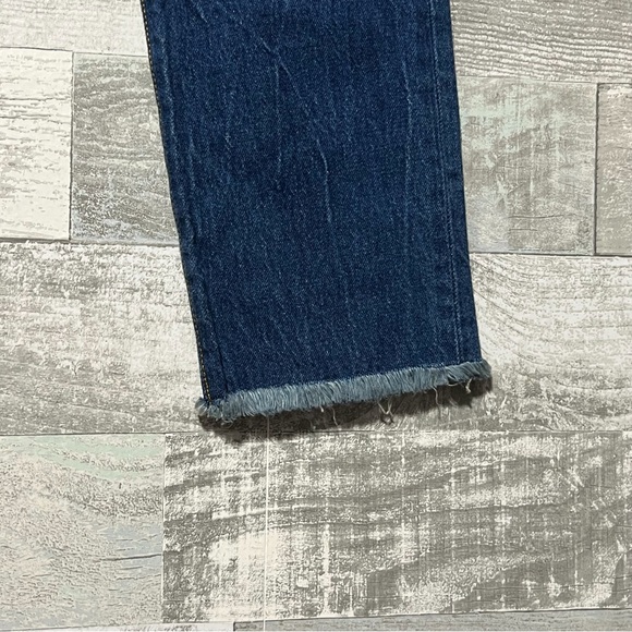 Levi’s Wedgie Fit Straight Jeans Pants Ladies 24 ~ 00 NWT Medium Wash - Picture 8 of 10